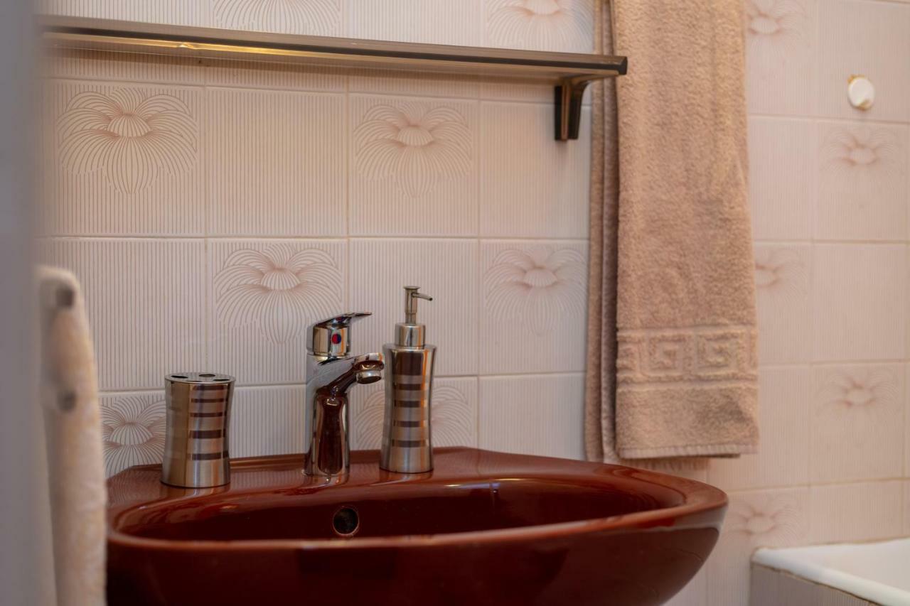 Holiday Home Barbara Трогір Екстер'єр фото